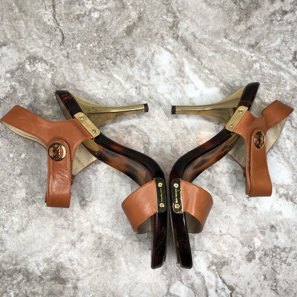 Michael Kors Lani tortoise shell lucite gold heel - Picture 5 of 7